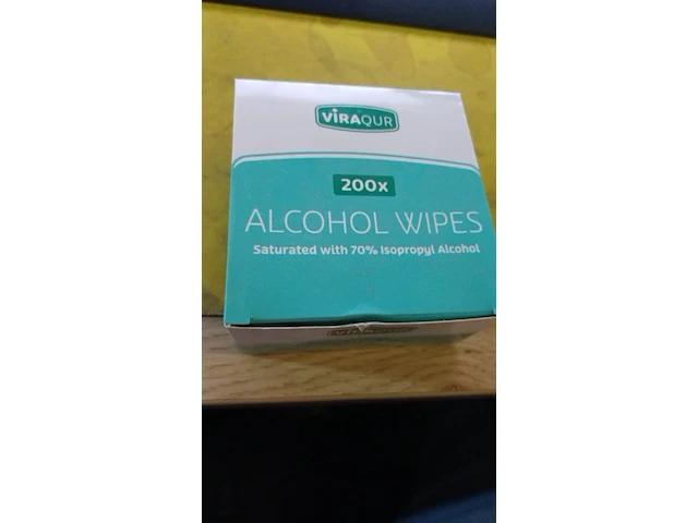Alcohol doekjes per stuk verpakt 200st in doos 10 doos - afbeelding 1 van  9