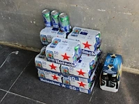 Alcoholvrij bier in 4 kratten en 2 traytjes. veelal houdbaar tot 10-2025. - afbeelding 1 van  2