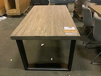 Alesio b eetkamertafel 160cm - afbeelding 1 van  4