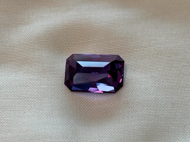 Alexandriet - 7.85 carat echte alexandriet (gecertificeerd) - afbeelding 2 van  2