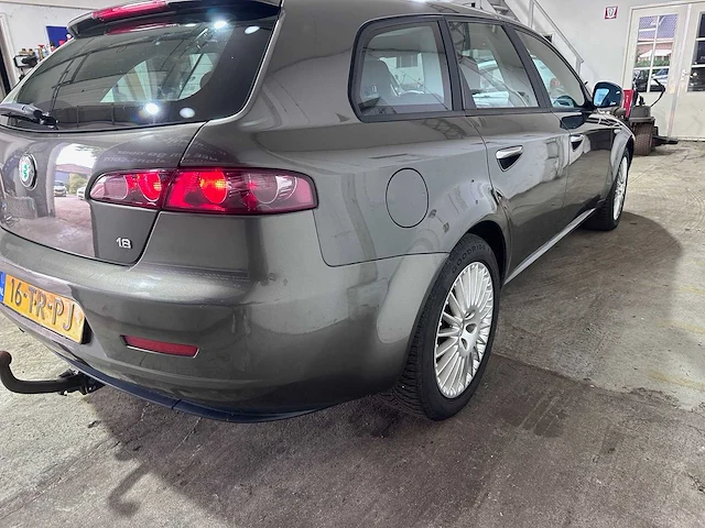 Alfa romeo - 159 sportwagon - 1.8 mpi business - 16-tr-pj - afbeelding 11 van  16