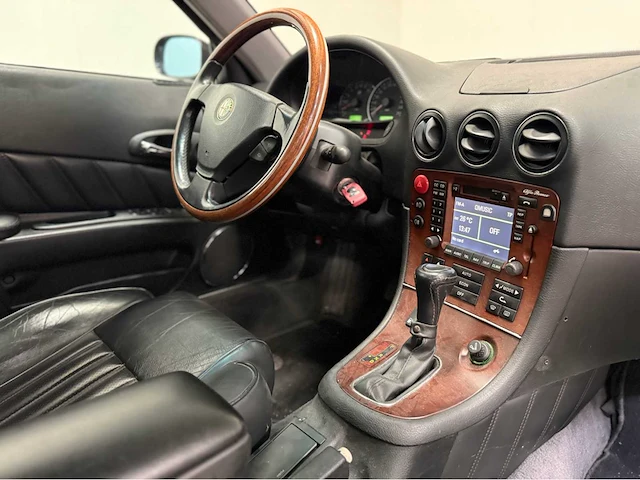 Alfa romeo - 166 - v6 24v - personenauto - 2000 - afbeelding 3 van  26
