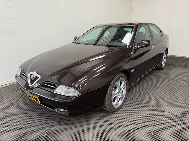 Alfa romeo - 166 - v6 24v - personenauto - 2000 - afbeelding 12 van  26