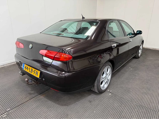 Alfa romeo - 166 - v6 24v - personenauto - 2000 - afbeelding 23 van  26