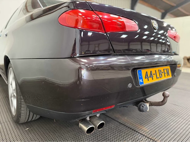 Alfa romeo - 166 - v6 24v - personenauto - 2000 - afbeelding 10 van  26