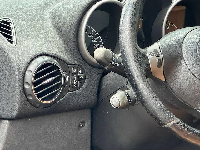 Alfa romeo - 2005 - 147 - 1.6 ts distinctive - 53-rb-fd - afbeelding 17 van  17