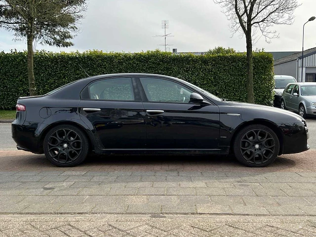 Alfa romeo - 2006 - 159 - 2.2 jts distinctive - 74-tk-br - afbeelding 10 van  15