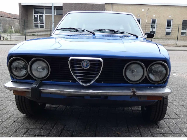 Alfa romeo - alfetta - classic cars >15 - afbeelding 31 van  36