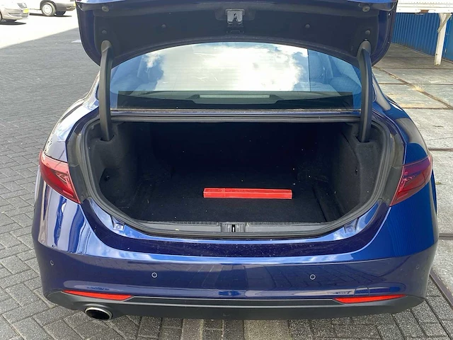 Alfa romeo - giulia - 2.0t super 2018 | l-638-zg - afbeelding 20 van  35