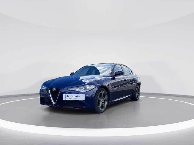 Alfa romeo - giulia - 2.0t super 2018 | l-638-zg - afbeelding 12 van  35