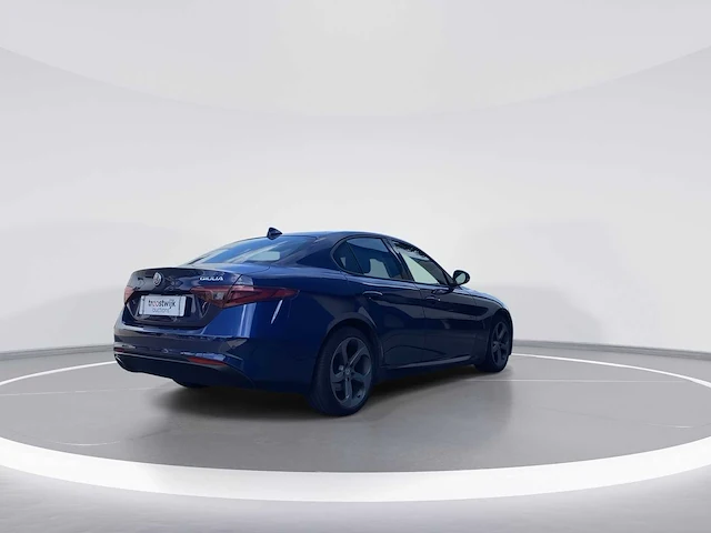 Alfa romeo - giulia - 2.0t super 2018 | l-638-zg - afbeelding 32 van  35