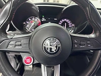 Alfa romeo - giulia - 2.9 v6 quadrifoglio - k-140-fh - afbeelding 8 van  22