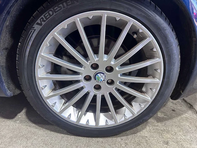 Alfa romeo - gt coupe - 2.0 jts dist. automaat - 94-xs-fd - afbeelding 9 van  19