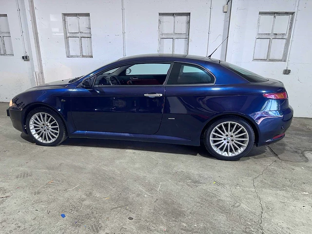 Alfa romeo - gt coupe - 2.0 jts dist. automaat - 94-xs-fd - afbeelding 12 van  19
