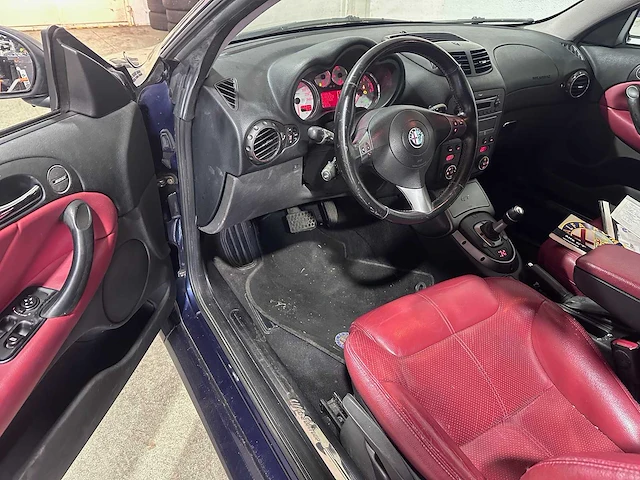 Alfa romeo - gt coupe - 2.0 jts dist. automaat - 94-xs-fd - afbeelding 18 van  19