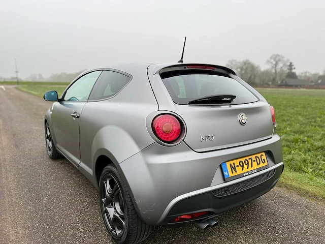 Alfa romeo - mito - 1.4 t qv - 2015 - n-997-dg - afbeelding 12 van  18