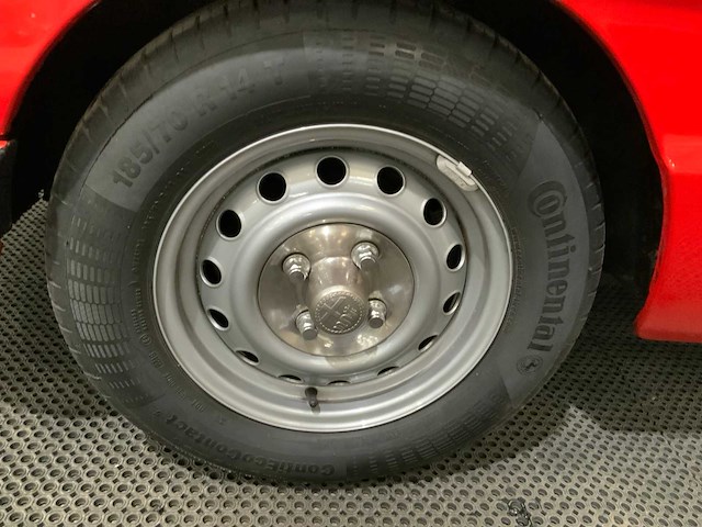 Alfa romeo - spider 1.6 - oldtimer - 1984 - afbeelding 29 van  37