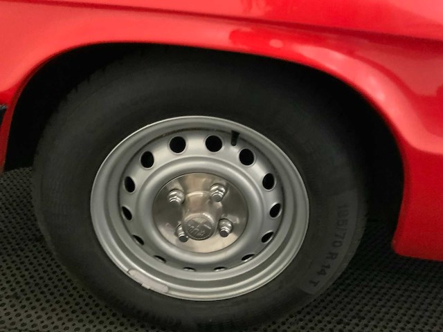 Alfa romeo - spider 1.6 - oldtimer - 1984 - afbeelding 31 van  37