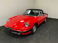 Alfa romeo - spider 1.6 - oldtimer - 1984 - afbeelding 33 van  37