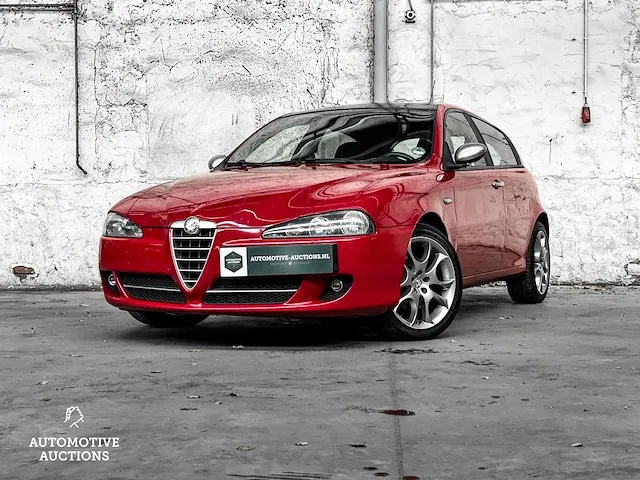 Alfa romeo 147 1.6 ts blackline ii 105pk 2007 -orig. nl- 60-xr-zn - afbeelding 1 van  45