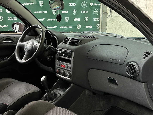 Alfa romeo 147 1.6 ts impression 105pk 2004, 09-ph-kf - afbeelding 18 van  35