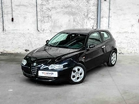 Alfa romeo 147 1.6 ts impression 105pk 2004, 09-ph-kf - afbeelding 12 van  35