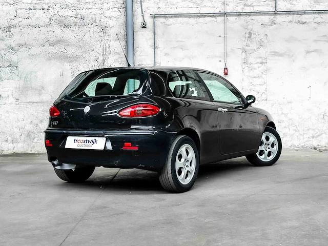Alfa romeo 147 1.6 ts impression 105pk 2004, 09-ph-kf - afbeelding 35 van  35