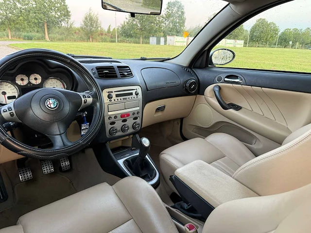 Alfa romeo 147 1.6 ts veloce dist , 89-kbj-9 - afbeelding 13 van  15