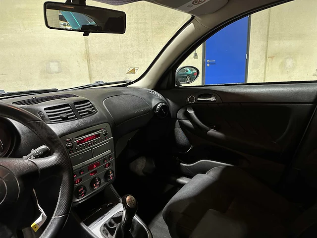 Alfa romeo 147 1.6 t.spark business 105pk 2007, 73-xd-zv - afbeelding 13 van  35