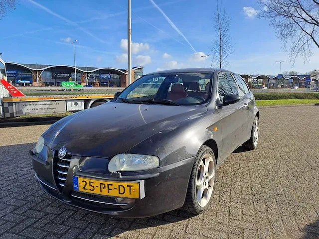 Alfa romeo 147 1.6 t.spark veloce edizione esclusiva, 25-pf-dt - afbeelding 1 van  21