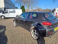 Alfa romeo 147 1.6 t.spark veloce edizione esclusiva, 25-pf-dt - afbeelding 19 van  21