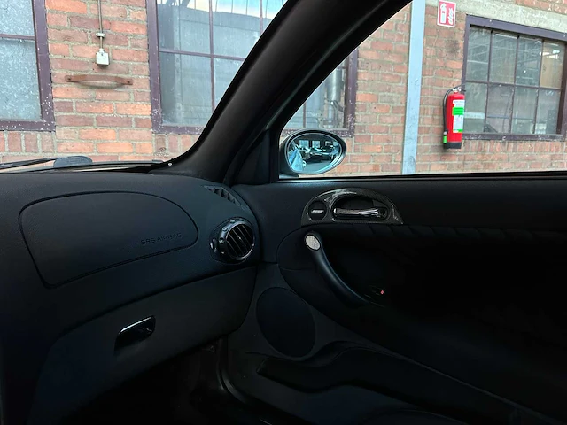 Alfa romeo 147 gta 3.2 v6 250pk 2005 -youngtimer- - afbeelding 21 van  39