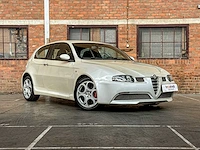 Alfa romeo 147 gta 3.2 v6 250pk 2005 -youngtimer- - afbeelding 37 van  39