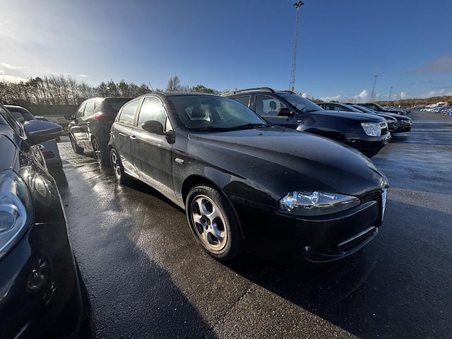 Alfa romeo 147 ts,2008 - afbeelding 22 van  28