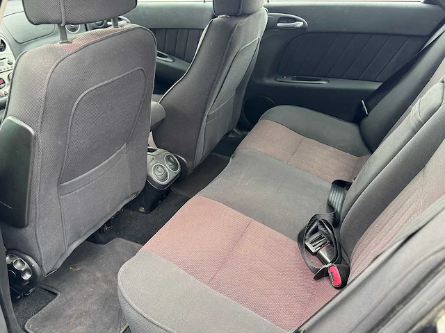 Alfa romeo 156 2.0 jts progression 94-jp-pl - afbeelding 3 van  17