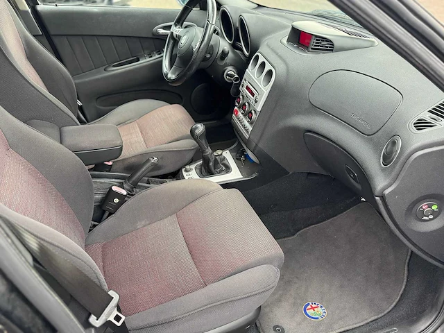 Alfa romeo 156 2.0 jts progression 94-jp-pl - afbeelding 7 van  17