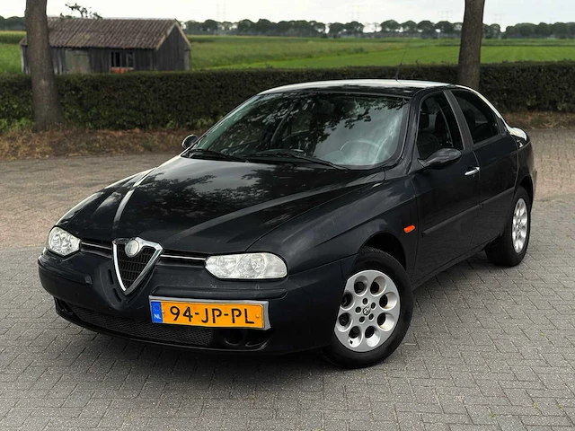Alfa romeo 156 2.0 jts progression 94-jp-pl - afbeelding 1 van  17