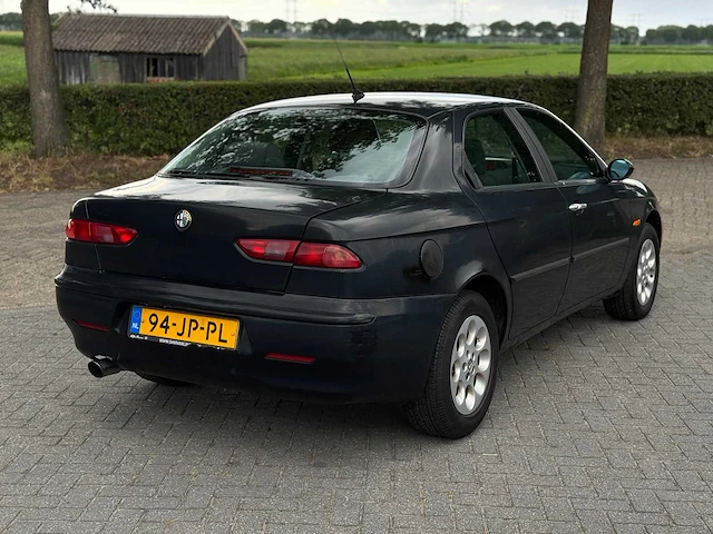 Alfa romeo 156 2.0 jts progression 94-jp-pl - afbeelding 13 van  17