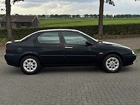 Alfa romeo 156 2.0 jts progression 94-jp-pl - afbeelding 14 van  17