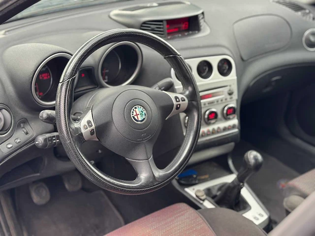 Alfa romeo 156 2.0 jts progression 94-jp-pl - afbeelding 17 van  17