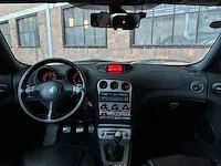 Alfa romeo 156 gta 3.2 v6 250pk 2003 -youngtimer- - afbeelding 25 van  62