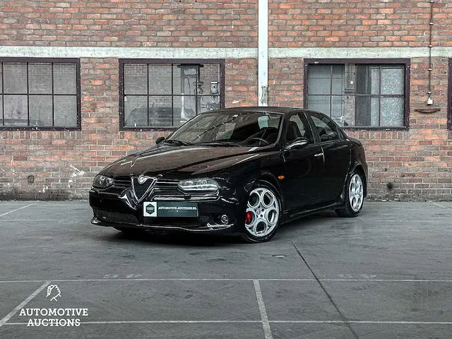 Alfa romeo 156 gta 3.2 v6 250pk 2003 -youngtimer- - afbeelding 2 van  62