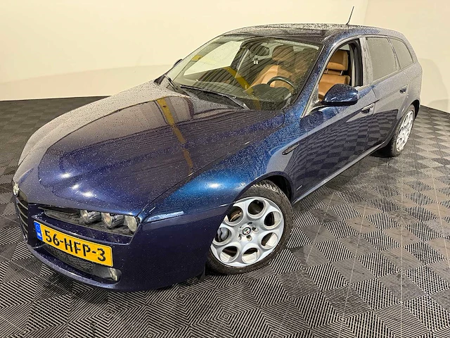 Alfa romeo 159 sportwagon 2.2 jts elegante, 56-hfp-3 - afbeelding 1 van  14