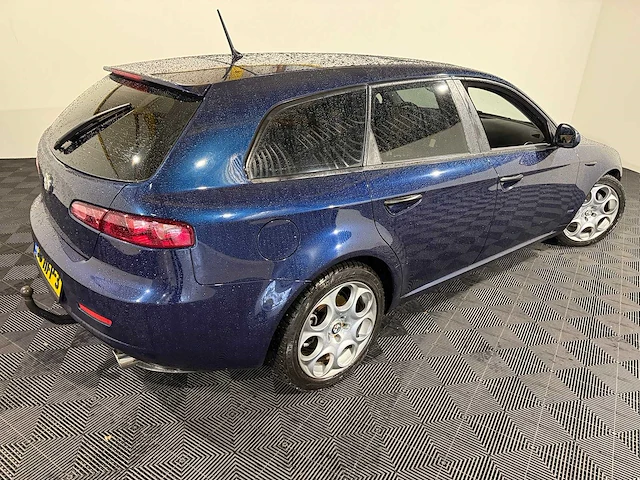 Alfa romeo 159 sportwagon 2.2 jts elegante, 56-hfp-3 - afbeelding 10 van  14