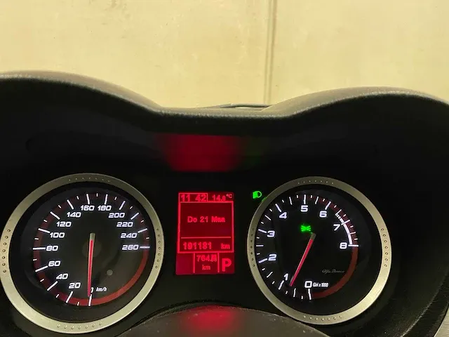 Alfa romeo 159 sportwagon 3.2 v6 jts q4 q-tronic ti 260pk 2008 (origineel-nl), 84-gtt-5 youngtimer - afbeelding 30 van  56