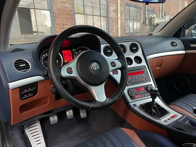 Alfa romeo brera 3.2 jts v6 q4 sky window 260pk 2006 -youngtimer- - afbeelding 13 van  40