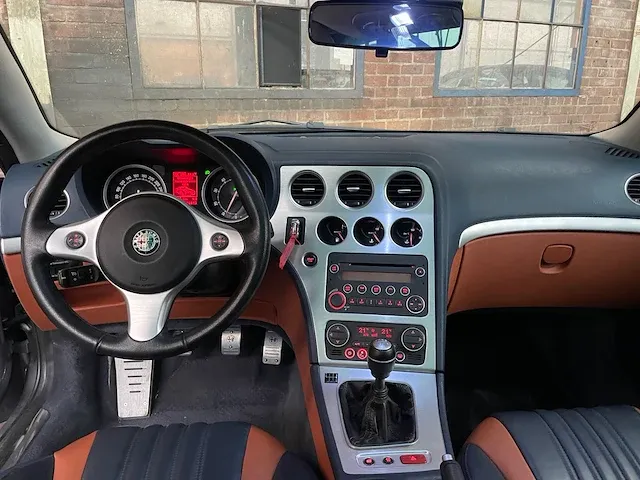 Alfa romeo brera 3.2 jts v6 q4 sky window 260pk 2006 -youngtimer- - afbeelding 14 van  40