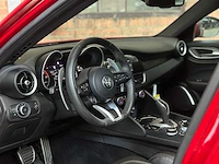 Alfa romeo giulia 2.0 280pk 2023 - afbeelding 11 van  49