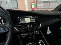 Alfa romeo giulia 2.0 280pk 2023 - afbeelding 22 van  49
