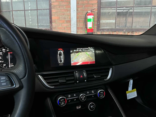 Alfa romeo giulia 2.0 280pk 2023 - afbeelding 24 van  49